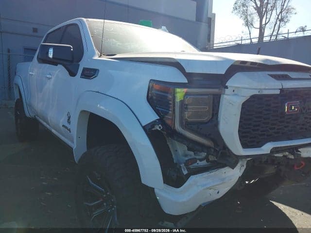 2025 GMC SIERRA 1500 4WD SHORT BOX AT4