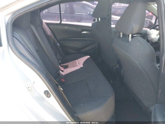 2022 TOYOTA COROLLA SE 8