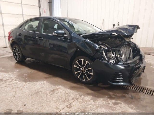2017 TOYOTA COROLLA SE 1