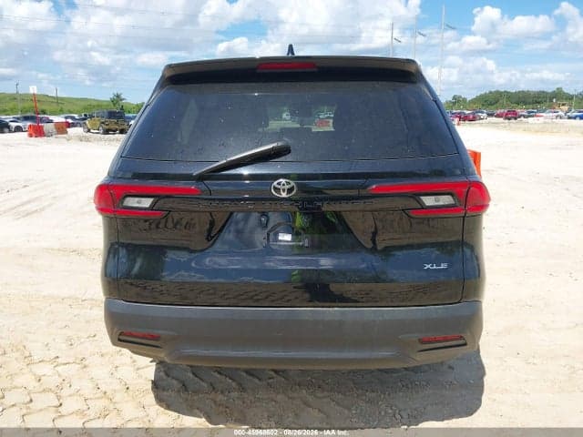 2026 TOYOTA GRAND HIGHLANDER XLE 16