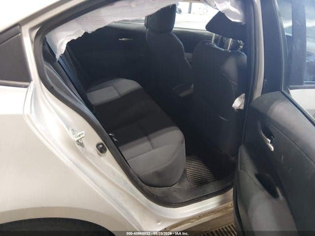 2020 TOYOTA COROLLA LE 8