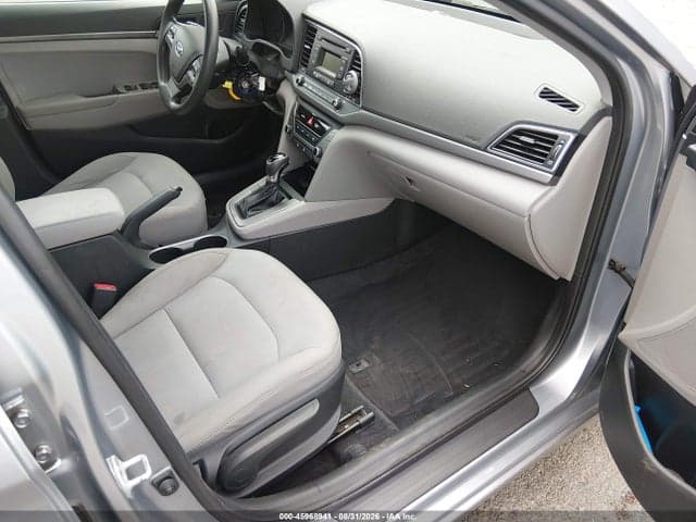 2017 HYUNDAI ELANTRA SE 5