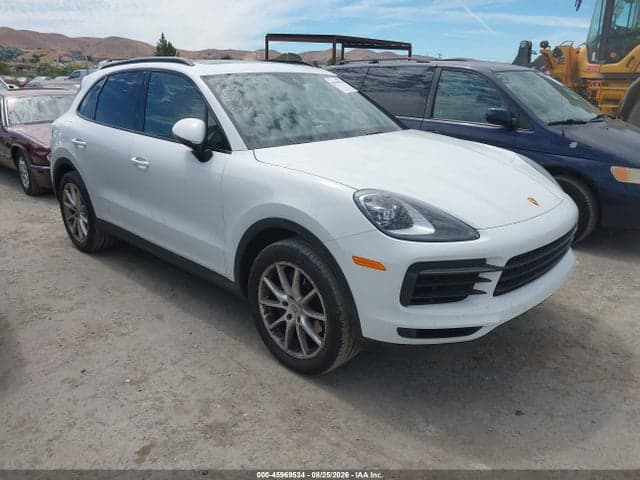 2020 PORSCHE CAYENNE 1