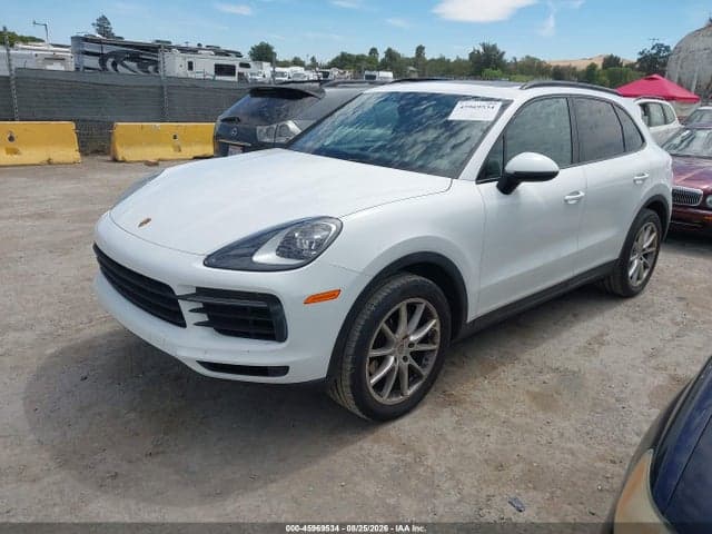 2020 PORSCHE CAYENNE 2