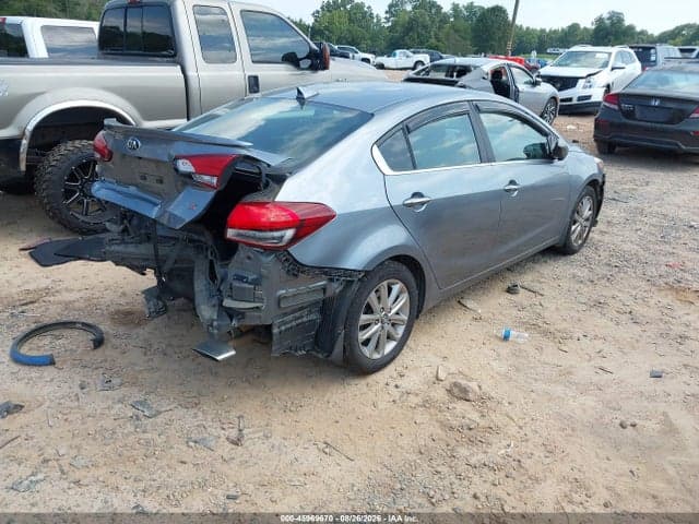 2017 KIA FORTE S 4