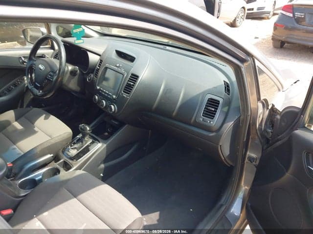 2017 KIA FORTE S 5