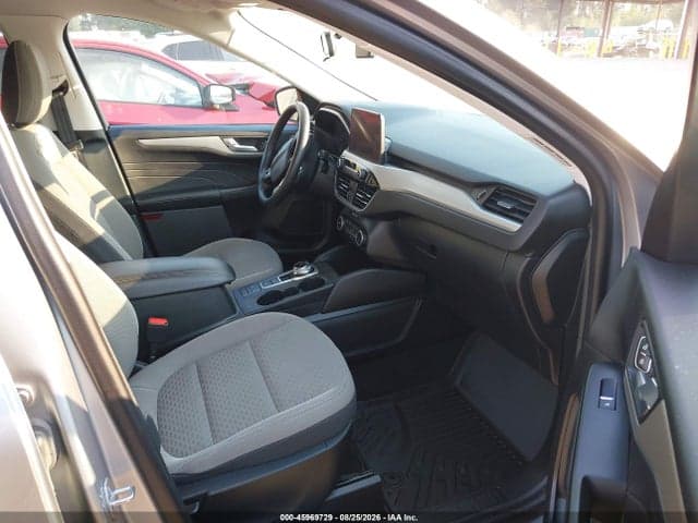 2021 FORD ESCAPE SE 5