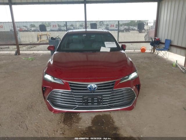 2020 TOYOTA AVALON LIMITED 12
