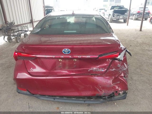 2020 TOYOTA AVALON LIMITED 16