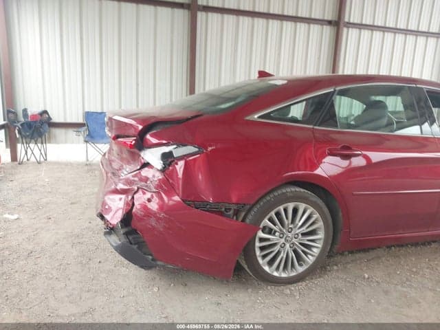 2020 TOYOTA AVALON LIMITED 6