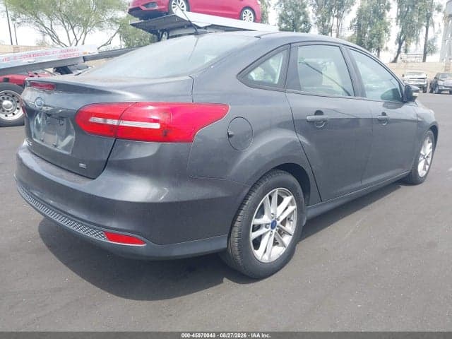 2017 FORD FOCUS SE 4