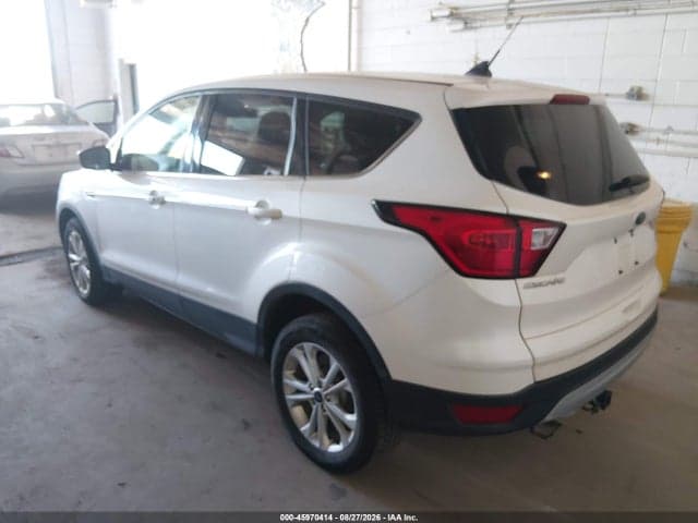 2019 FORD ESCAPE SE 3