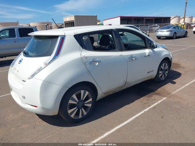 2017 NISSAN LEAF SV 5