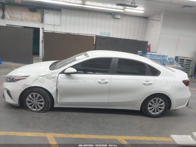 2024 KIA FORTE LX 14