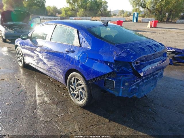 2024 HYUNDAI ELANTRA SEL 3
