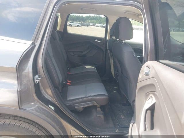 2017 FORD ESCAPE SE 8
