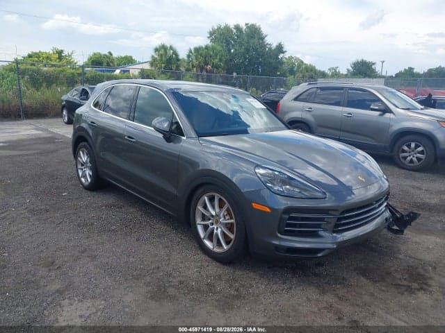 2019 PORSCHE CAYENNE S 1