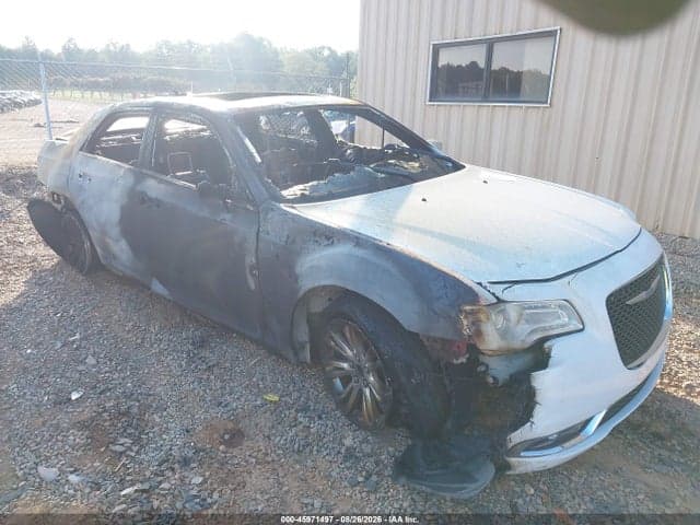 2017 CHRYSLER 300C 1