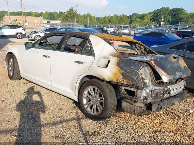 2017 CHRYSLER 300C 3