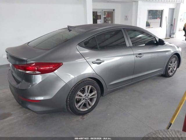 2018 HYUNDAI ELANTRA SEL 4