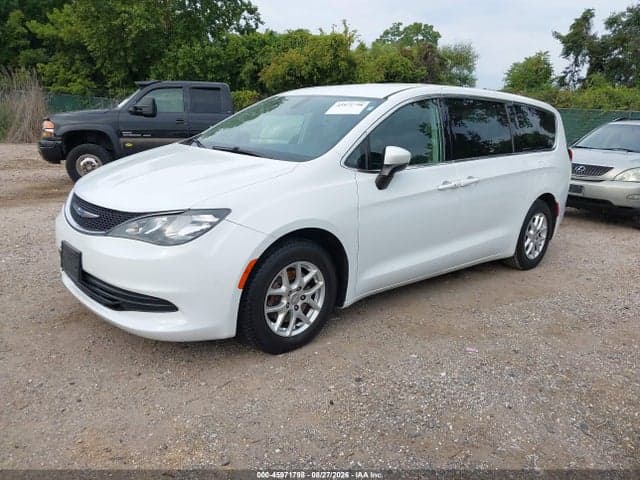 2018 CHRYSLER PACIFICA 2