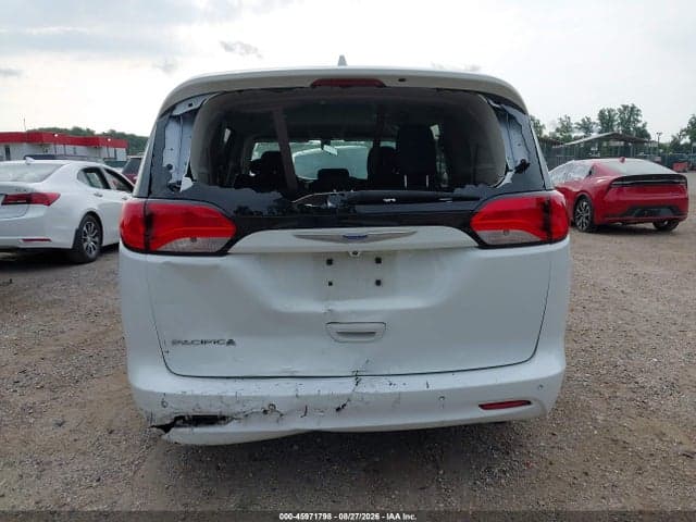 2018 CHRYSLER PACIFICA 17
