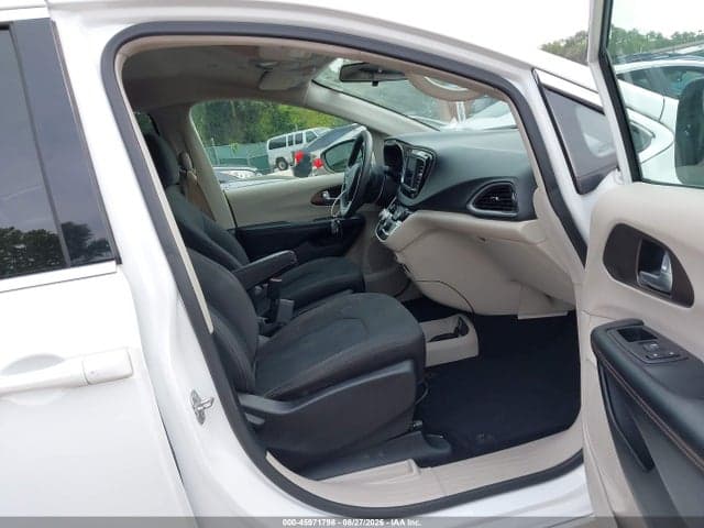 2018 CHRYSLER PACIFICA 5