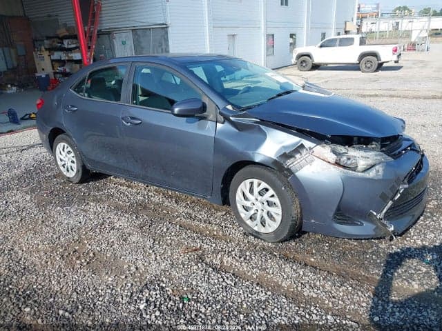 2018 TOYOTA COROLLA LE 1