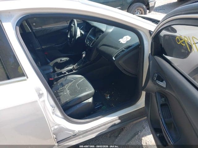 2017 FORD FOCUS TITANIUM 5