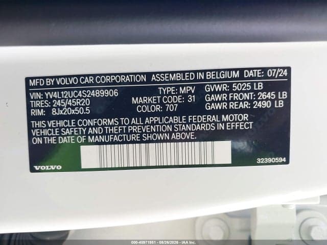 2025 VOLVO XC40 B5 PLUS DARK THEME 9