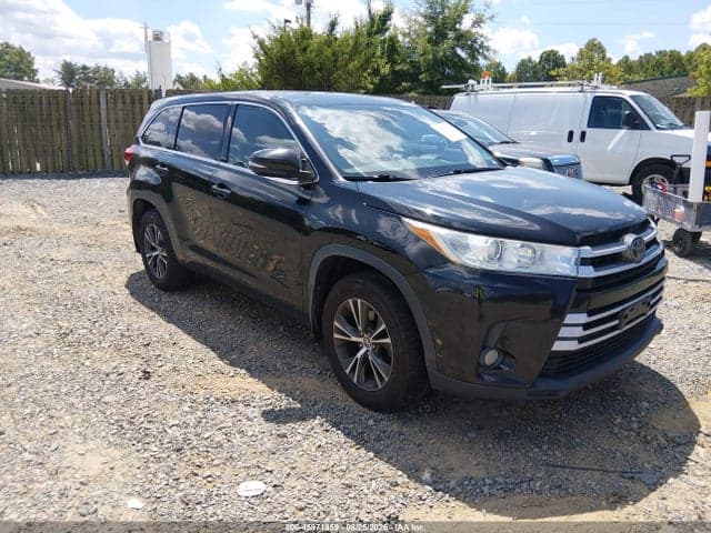 2017 TOYOTA HIGHLANDER LE PLUS 1