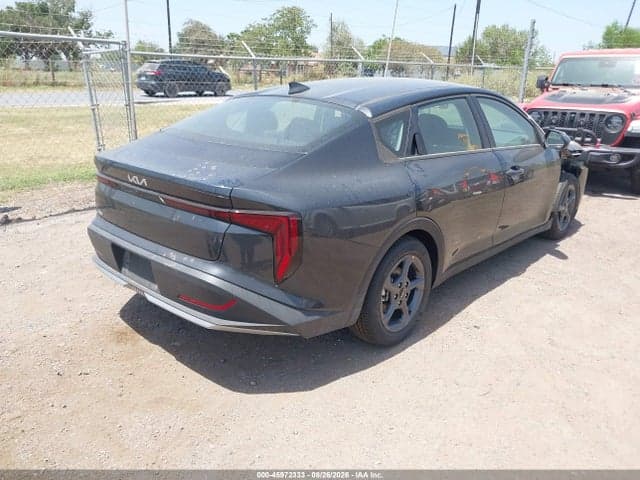 2025 KIA K4 LXS 4