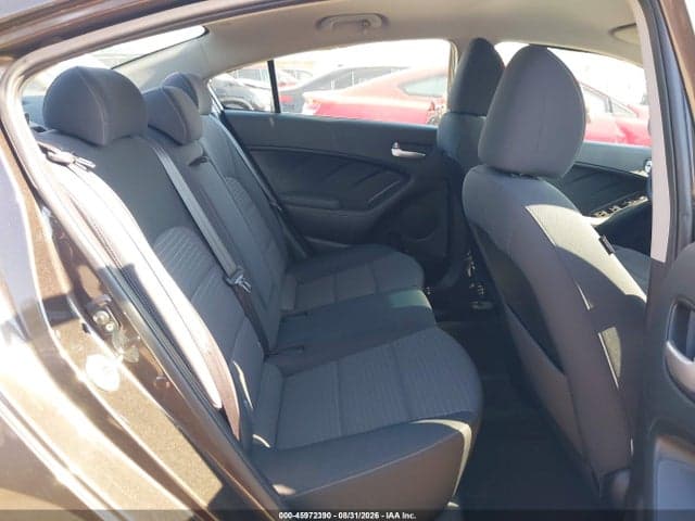 2017 KIA FORTE LX 8