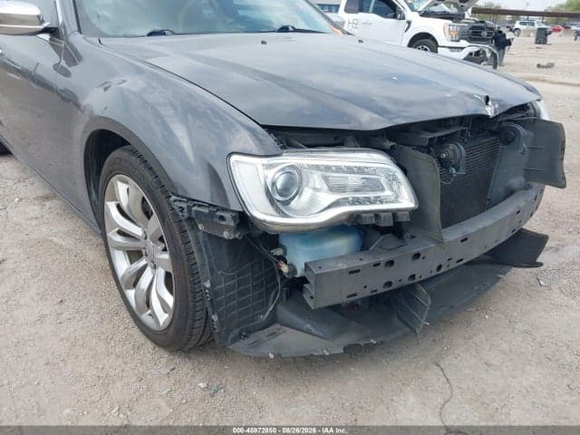 2017 CHRYSLER 300C 18