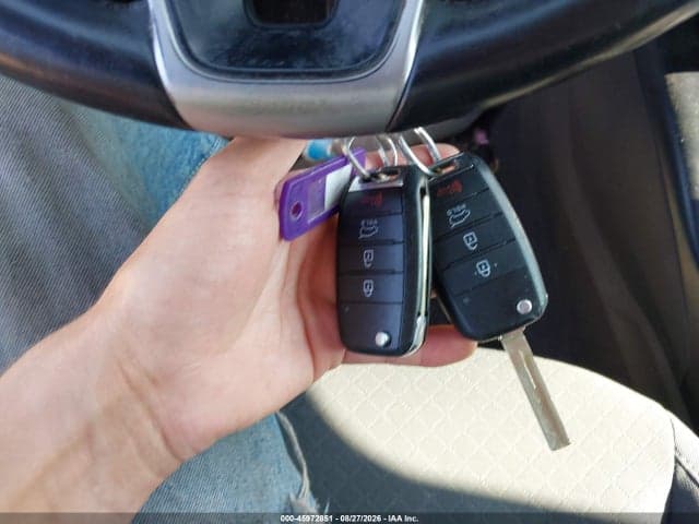 2017 KIA SORENTO 2.4L LX 11