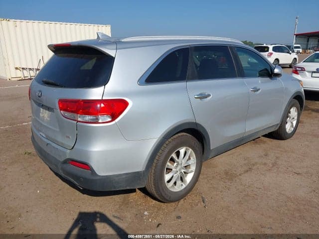 2017 KIA SORENTO 2.4L LX 4