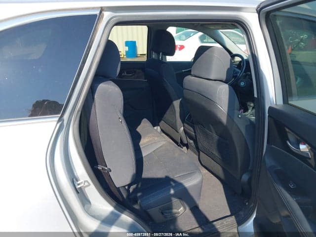 2017 KIA SORENTO 2.4L LX 8