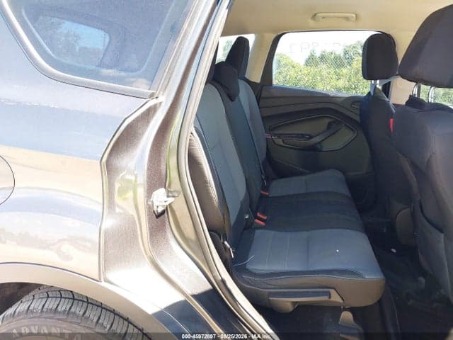 2017 FORD ESCAPE S 8