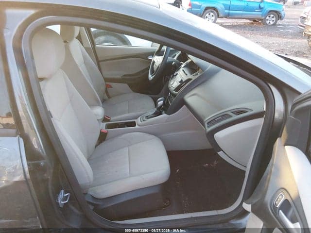 2017 FORD FOCUS SE 5