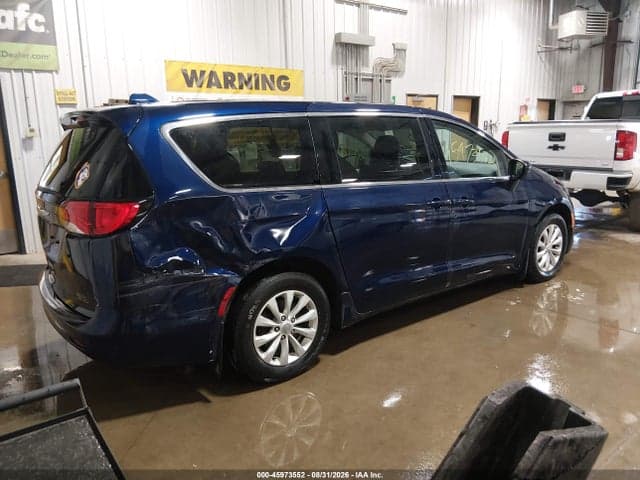 2017 CHRYSLER PACIFICA TOURING 4