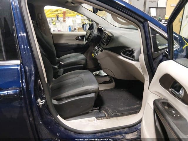 2017 CHRYSLER PACIFICA TOURING 5