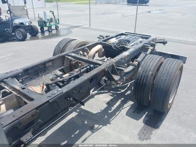 2021 FORD F-600 CHASSIS XL 6