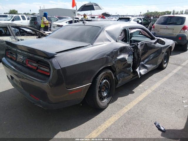 2017 DODGE CHALLENGER SXT PLUS 4