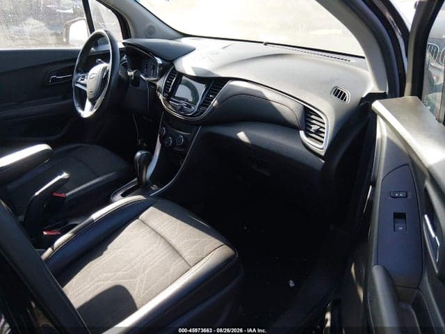 2019 CHEVROLET TRAX LT 3