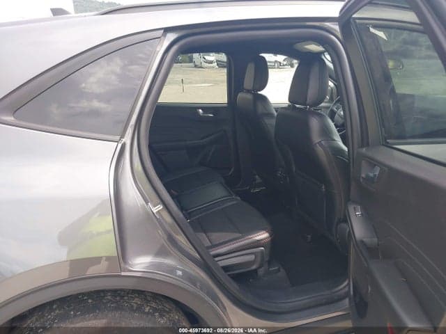 2025 FORD ESCAPE ST-LINE 8