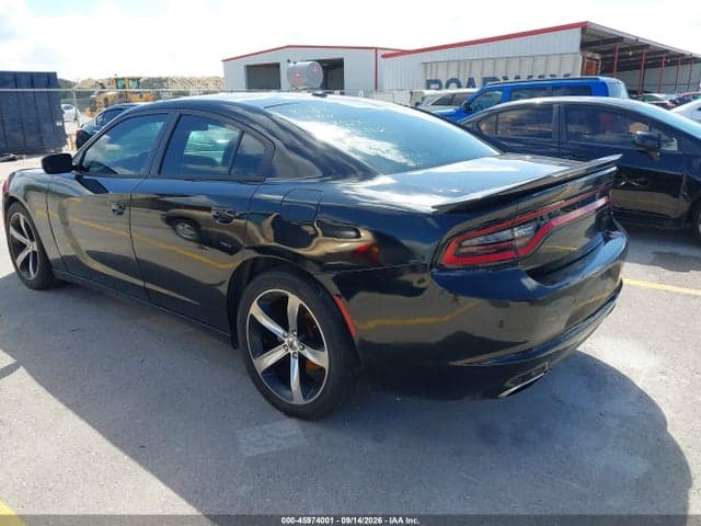 2017 DODGE CHARGER SE RWD 3
