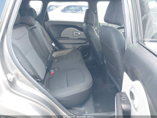 2017 KIA SOUL + 8