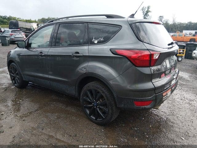 2019 FORD ESCAPE SE 3