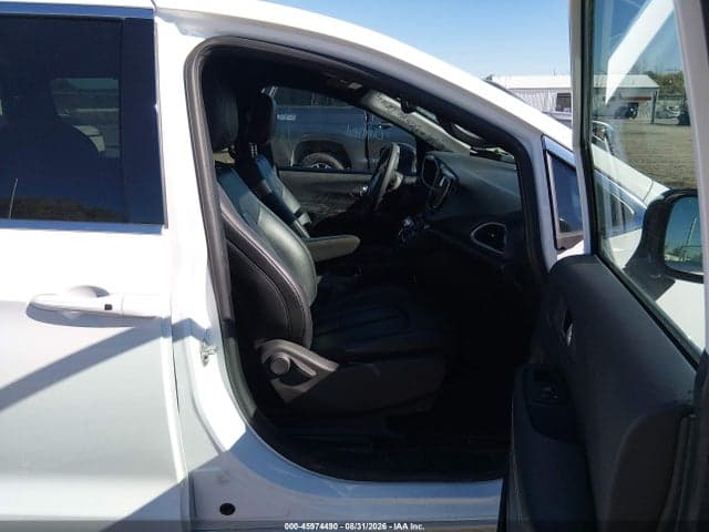 2025 CHRYSLER PACIFICA SELECT 5