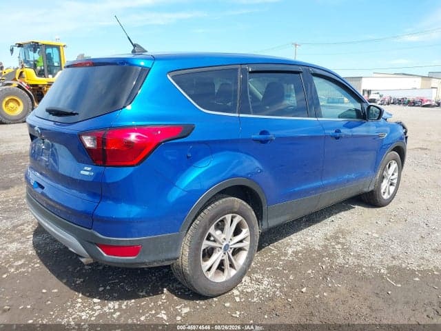 2019 FORD ESCAPE SE 4